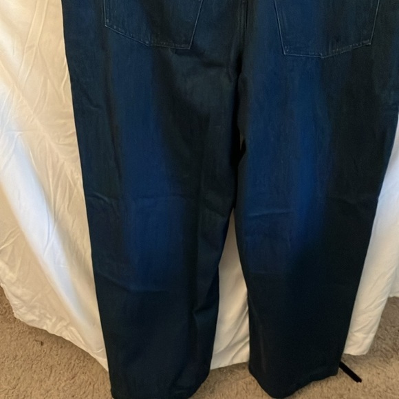 Abercrombie & Fitch: Women’s Mid Rise Wide Leg Jeans- Dark Blue- size 34 (18L) - Picture 8 of 11